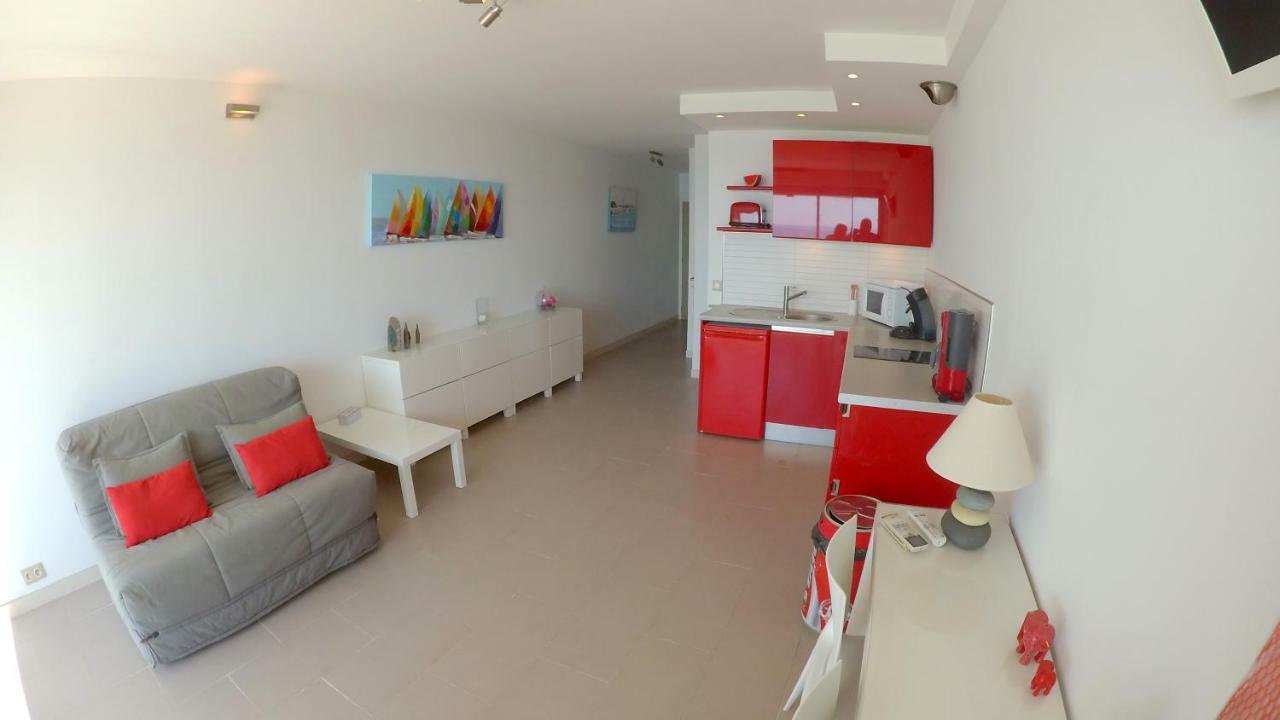 Front De T2 Les Flots Direct *